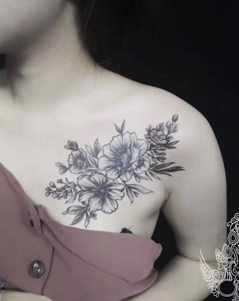 店内小清新纹身图片_胸部手臂图腾点刺纹身图案