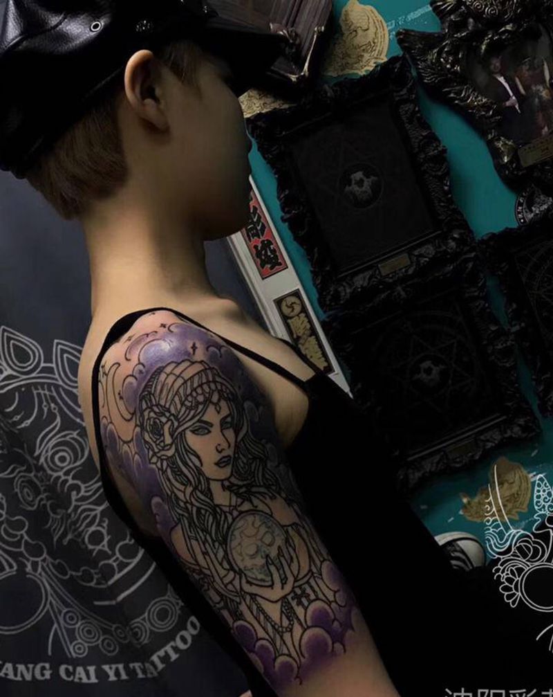 大臂school未完纹身图片_手臂Old School纹身图案