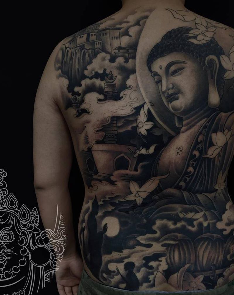 店内特价满背纹身图片_背部新传统纹身图案