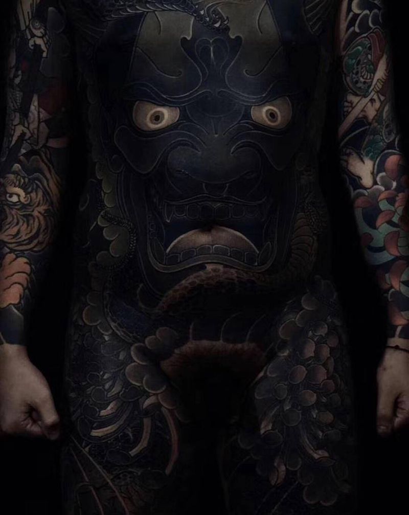 首席纹杰工作  期待纹身图片_胸部老传统纹身图案