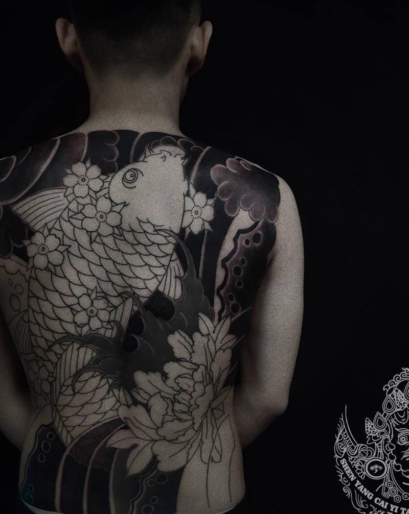 店内满背 特价优惠纹身图片_背部老传统纹身图案