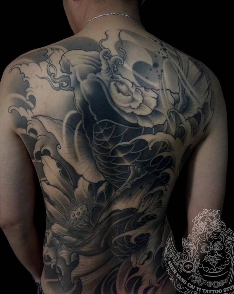 恢复后纹身图片_背部新传统纹身图案