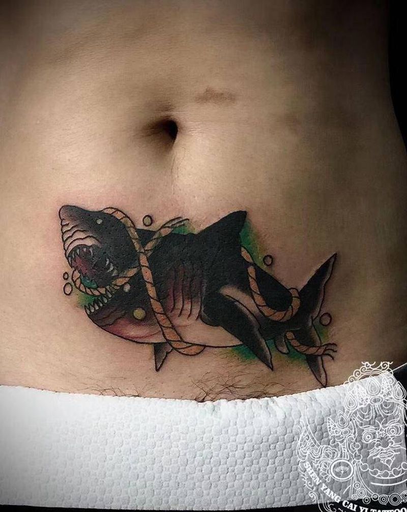 大鲨鱼纹身图片_Old School纹身图案