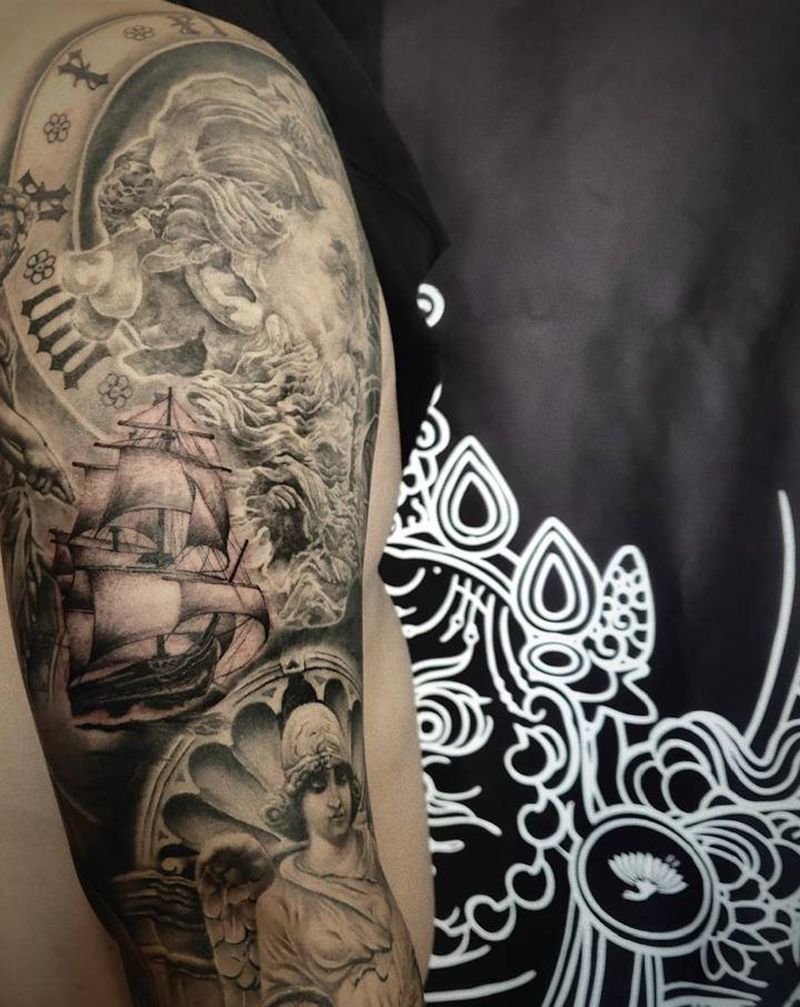 店内欧美花臂局部纹身图片_手臂欧美写实纹身图案