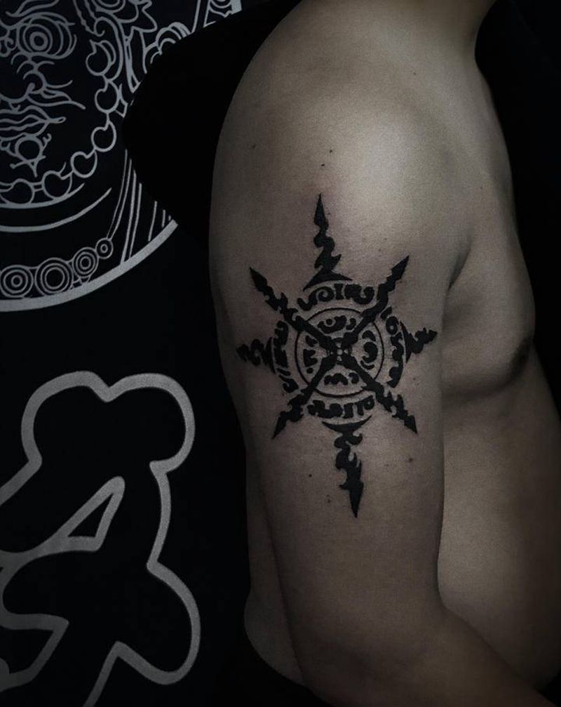 店内黑灰小图纹身图片_手臂臀部图腾新传统纹身图案