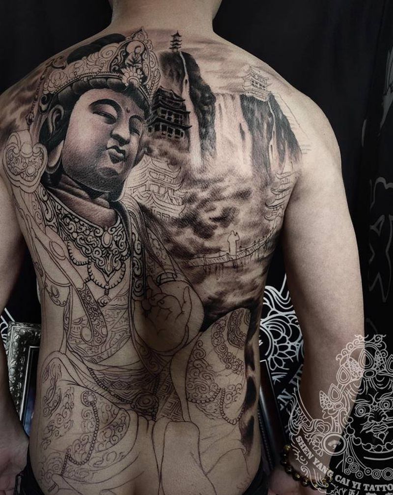 店内满背 未完待续纹身图片_背部新传统纹身图案