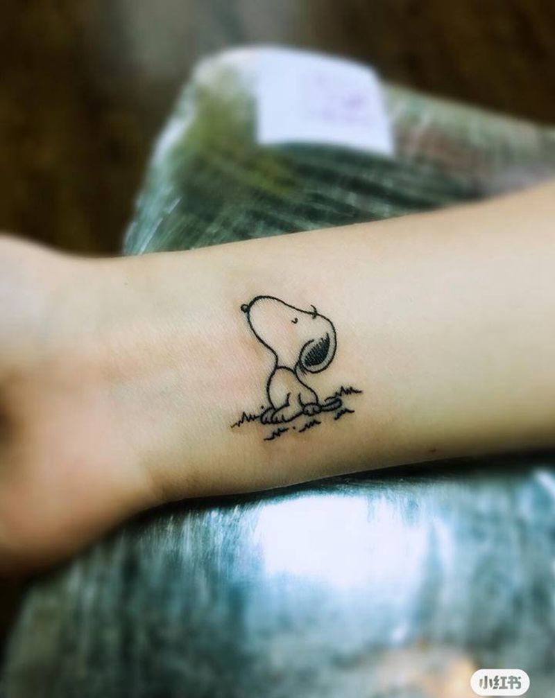 小狗纹身图片_手臂纹身图案