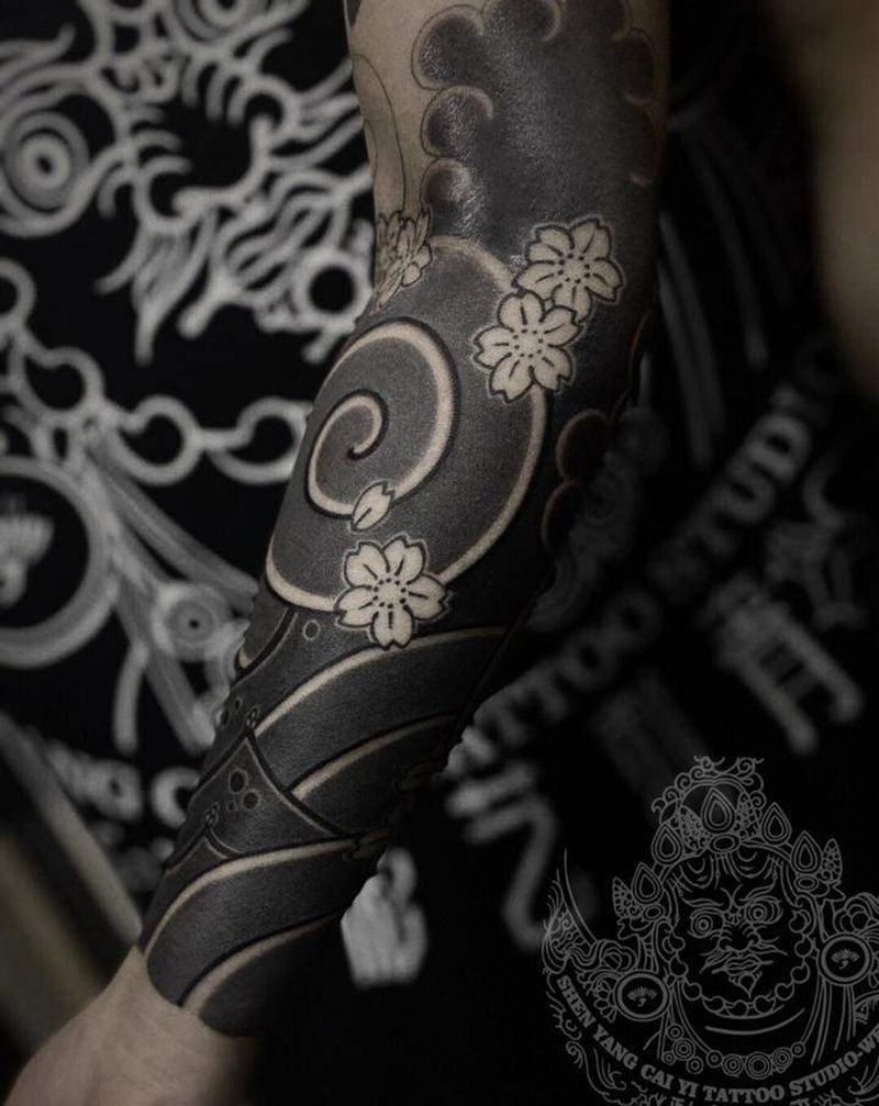 老传统花臂未完纹身图片_手臂老传统纹身图案