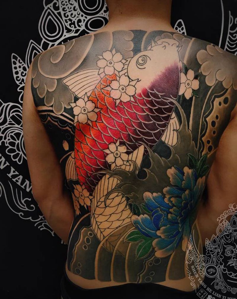 满背未完纹身图片_背部新传统老传统纹身图案