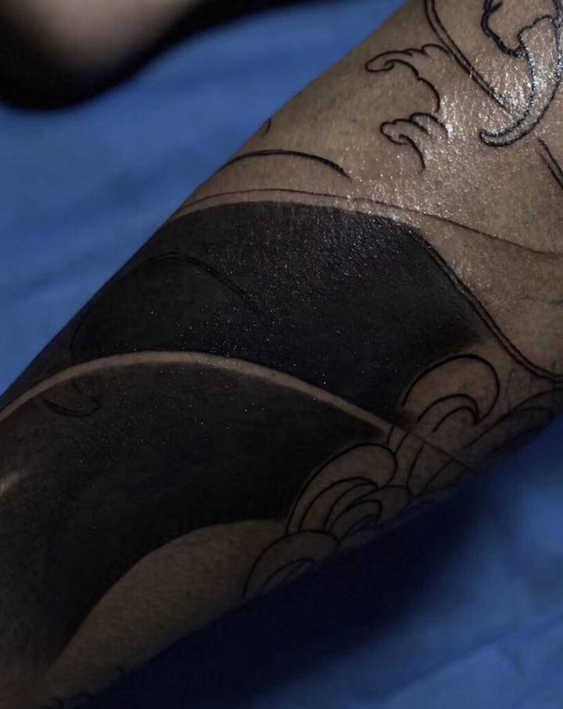 灰纹身图片_腿部新传统老传统纹身图案