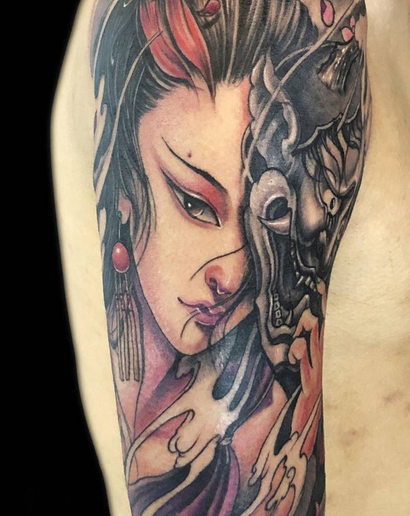 艺姬纹身图片_手臂肩部新传统欧美写实艺姬 班若同城纹身图案