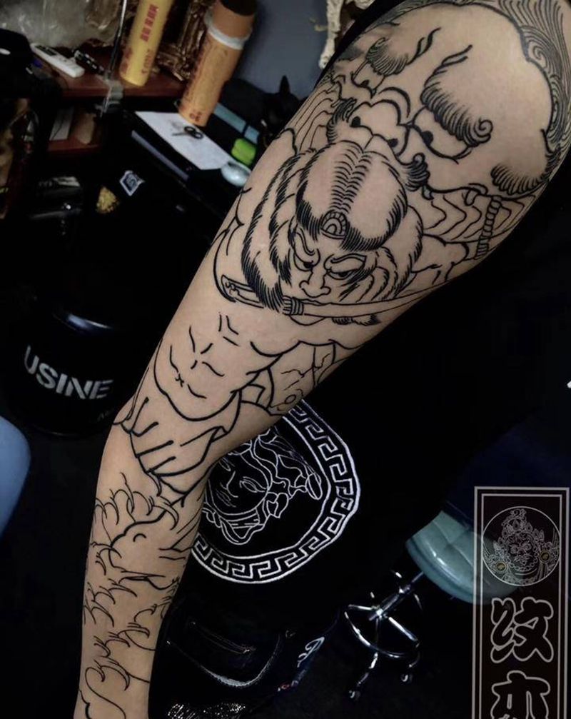 基础线纹身图片_手臂老传统纹身图案