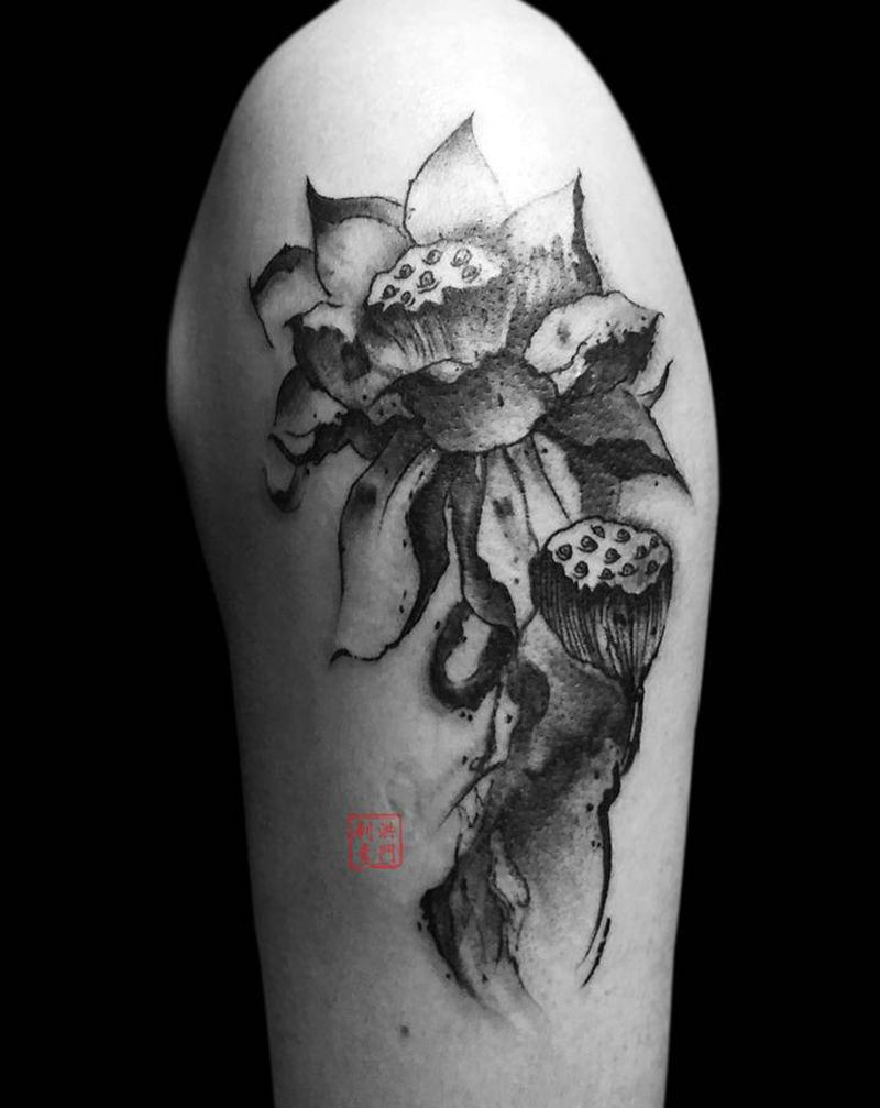 水墨莲花纹身图片_手臂腿部水墨点刺同城莲花国画纹身图案