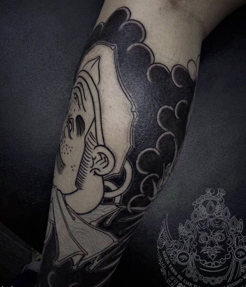 店内包小腿进度纹身图片_腿部老传统纹身图案