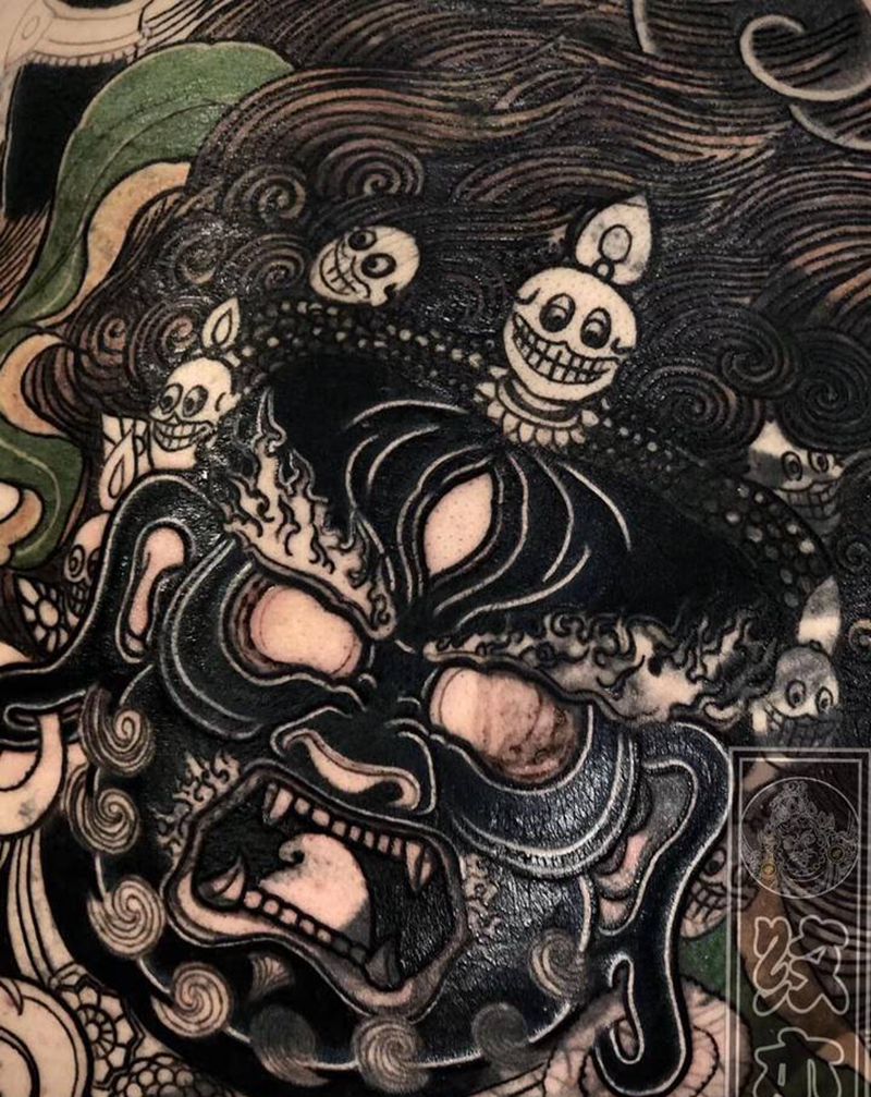 遮盖进度纹身图片_背部老传统纹身图案