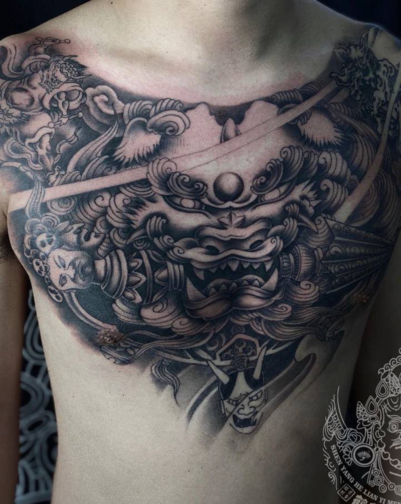 黑灰花胸纹身图片_胸部新传统纹身图案