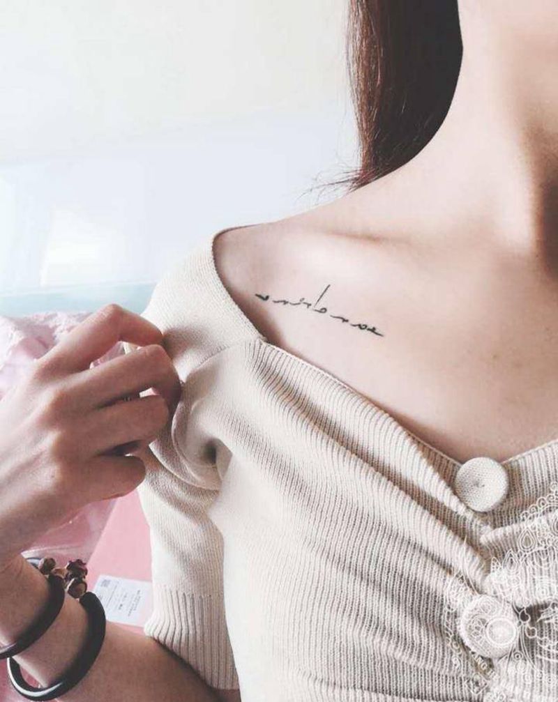 买家秀纹身图片_胸部点刺水彩纹身图案