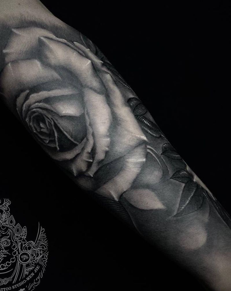 店内欧美纹身图片_手臂欧美写实纹身图案