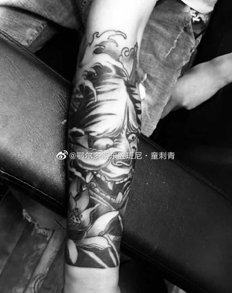 般若纹身图片_手臂老传统纹身图案