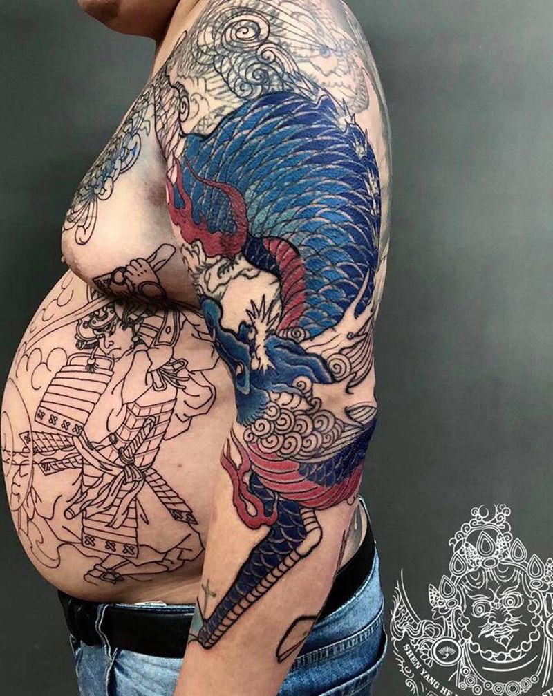 店内遮盖未完纹身图片_手臂新传统纹身图案