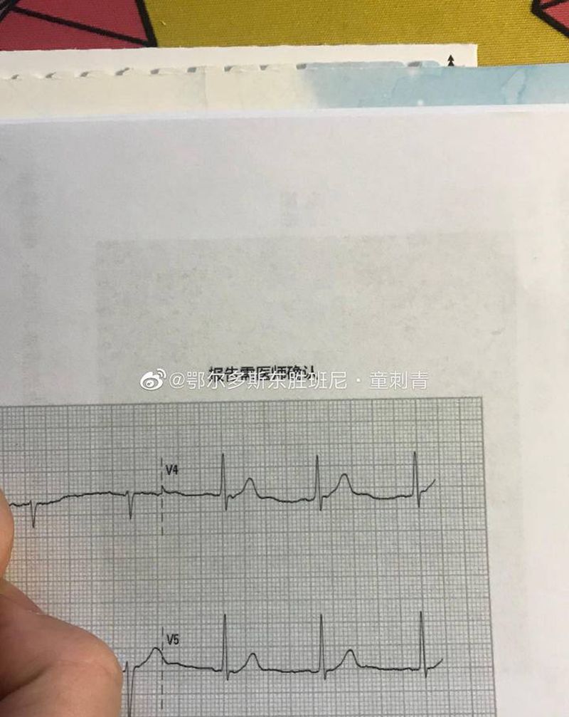 心电图纹身图片_胸部纹身图案
