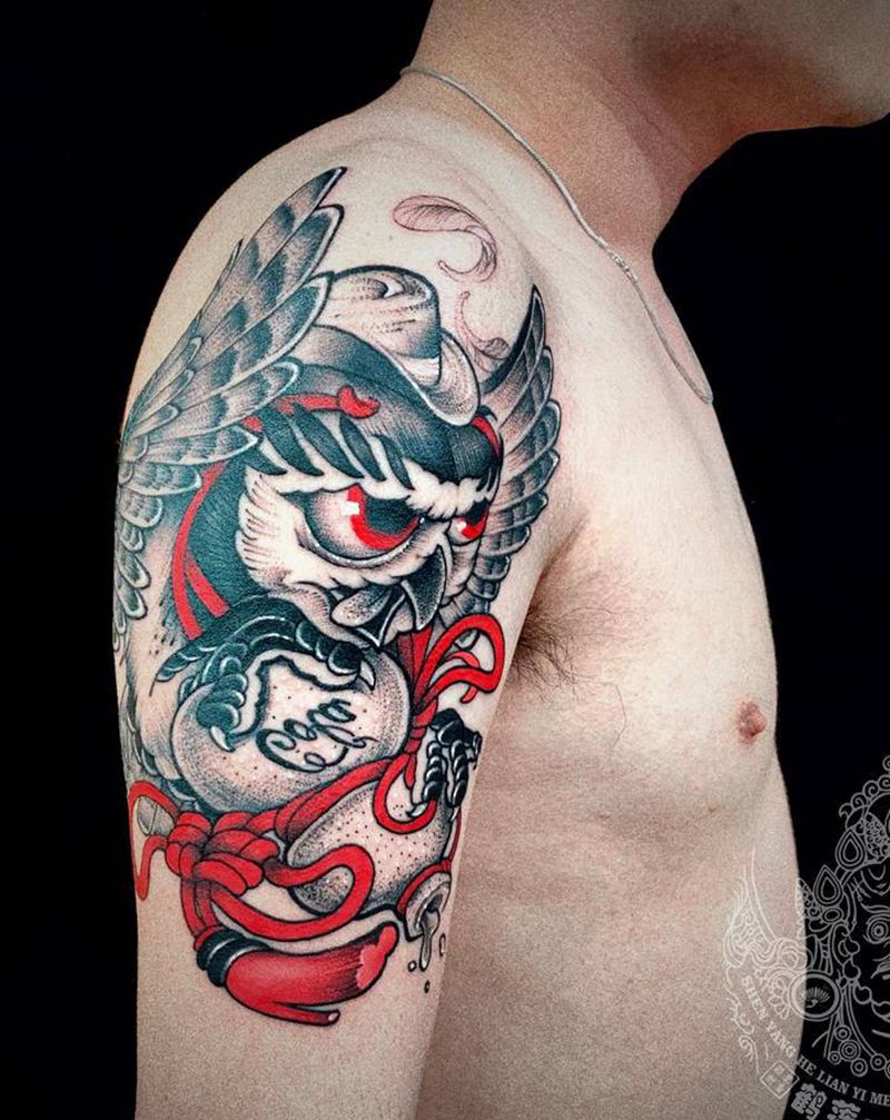 猫头鹰纹身图片_手臂点刺Old School纹身图案