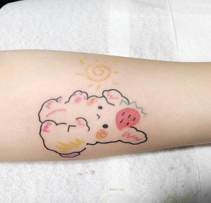 可爱草莓兔纹身图片_手臂纹身图案