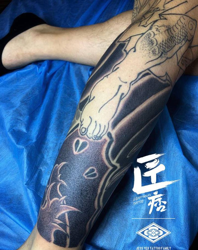 老传统花腿纹身图片_腿部老传统纹身图案