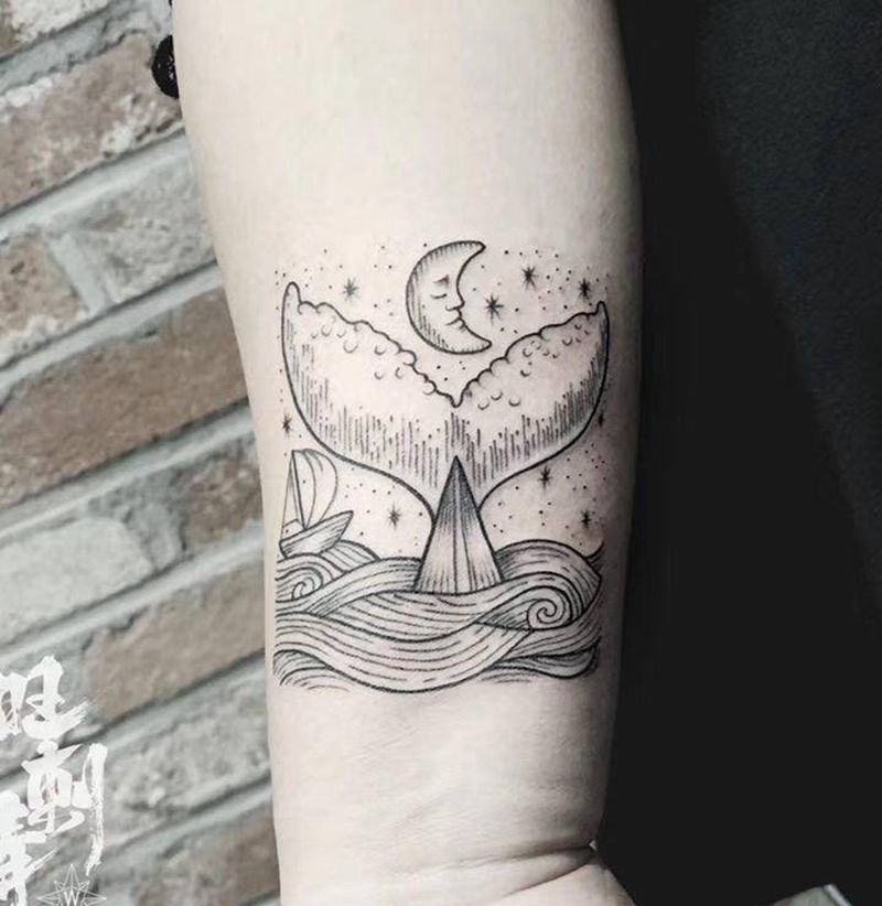 黑灰线条纹身图片_图腾纹身图案