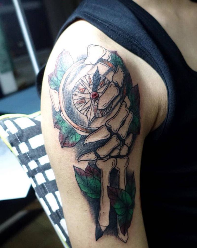 school纹身图片_肩部New School纹身图案