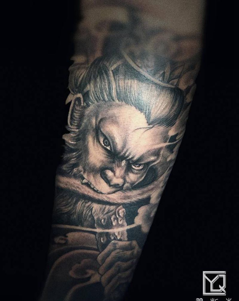 悟空猴子纹身图片_腿部脚部新传统齐天大圣斗战胜佛花腿纹身图案