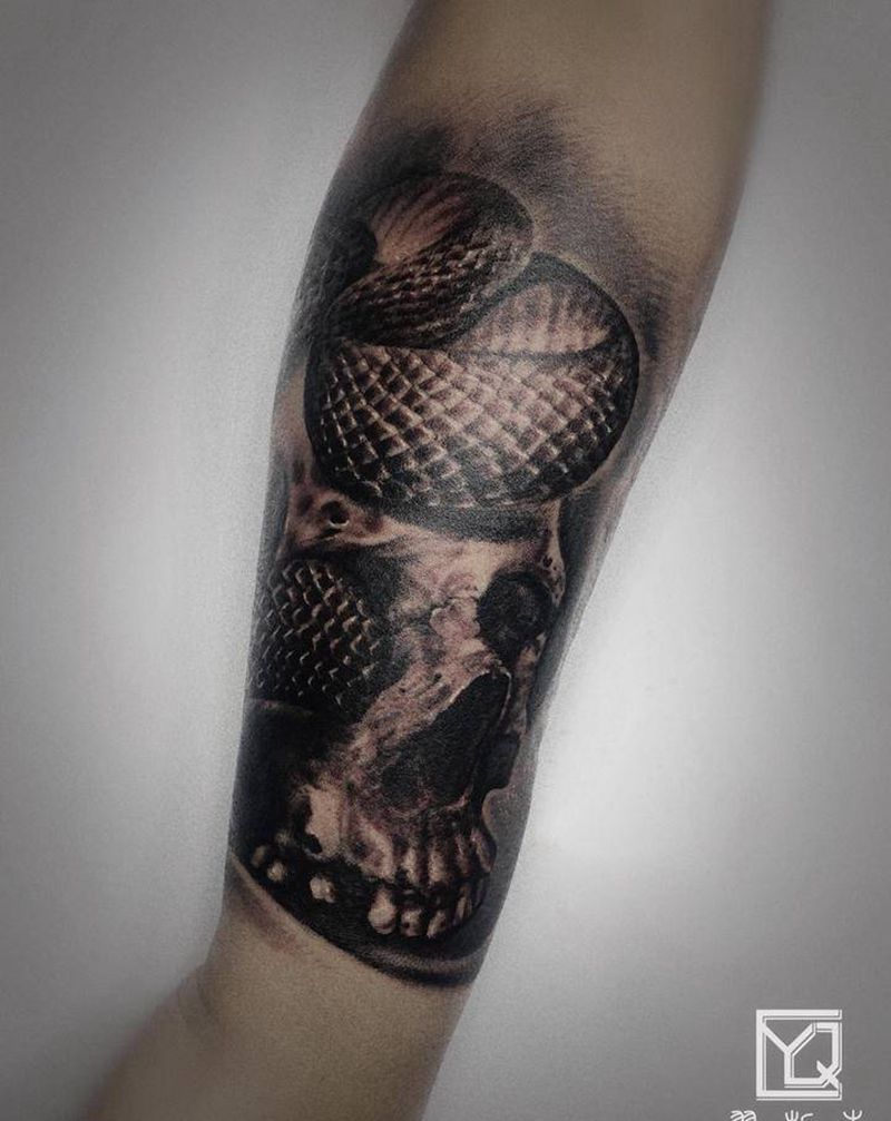 蛇骷髅纹身图片_手臂手部欧美写实欧美写实蛇花臂骷髅纹身图案