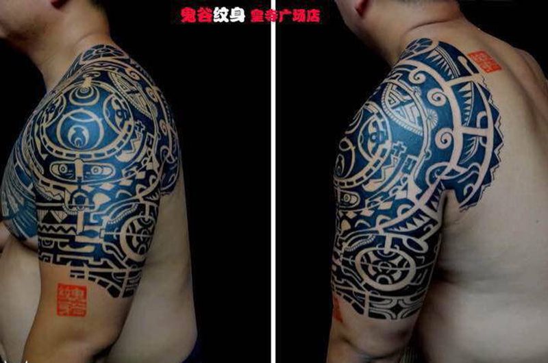 强森同款纹身纹身图片_手臂肩部欧美写实老传统半胛纹身图案