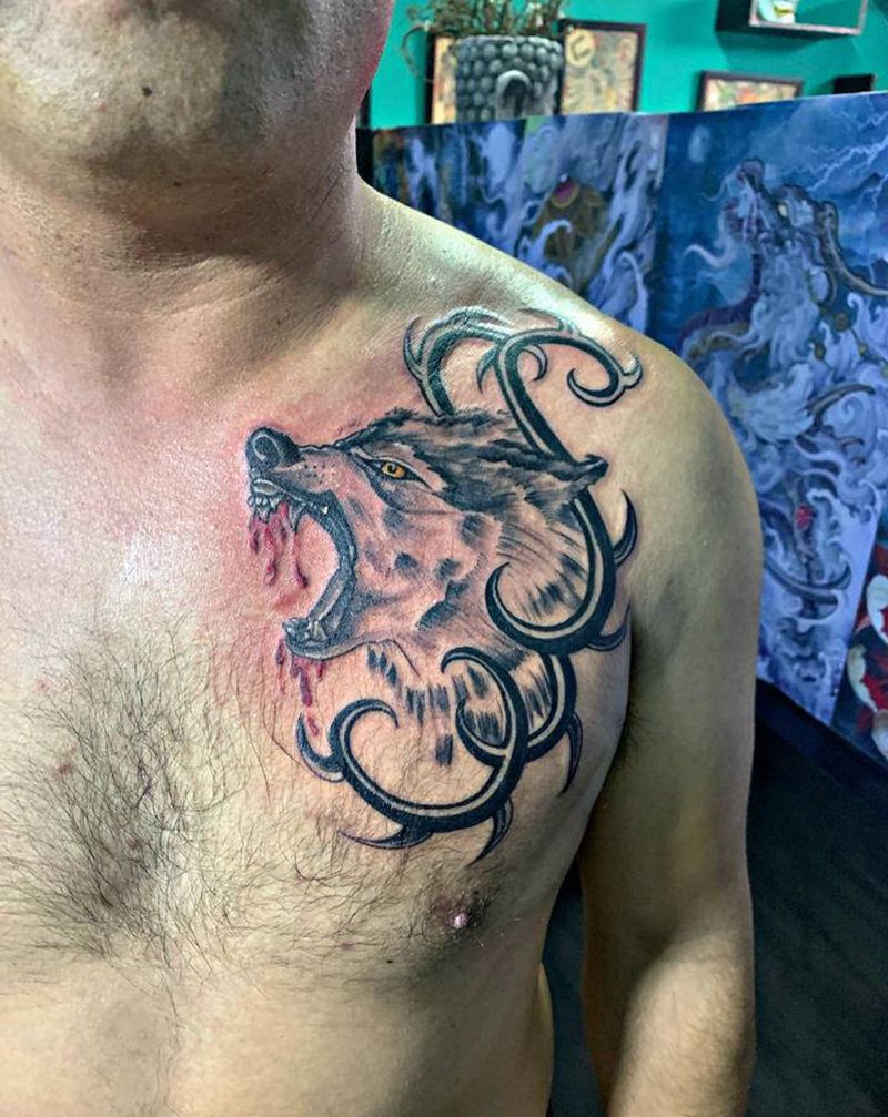 狼头纹身图片_胸部纹身图案