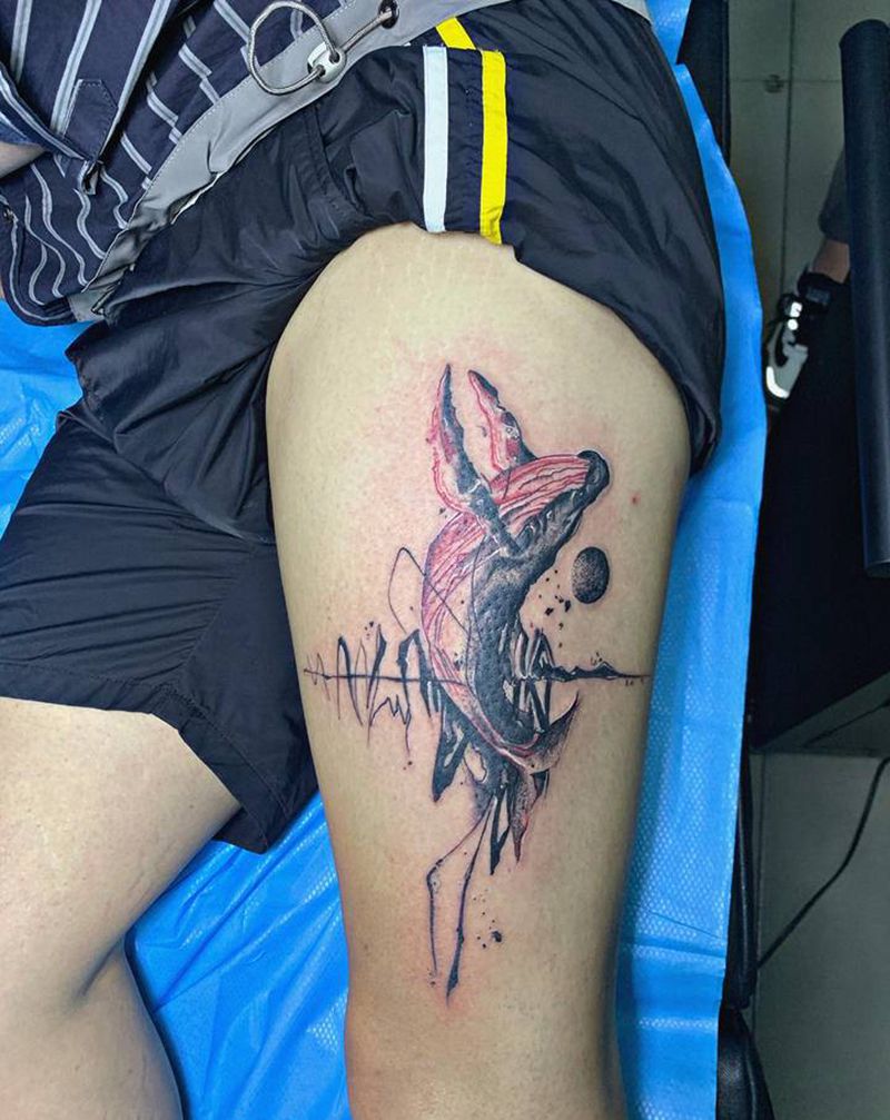 鲸鱼纹身图片_腿部纹身图案