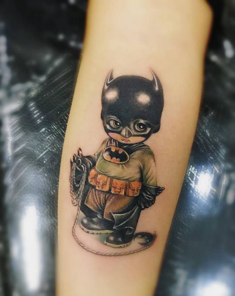 卡通蝙蝠侠纹身图片_手臂New School纹身图案