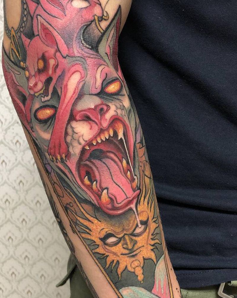 小臂斯芬克斯纹身图片_手臂新传统New School纹身图案