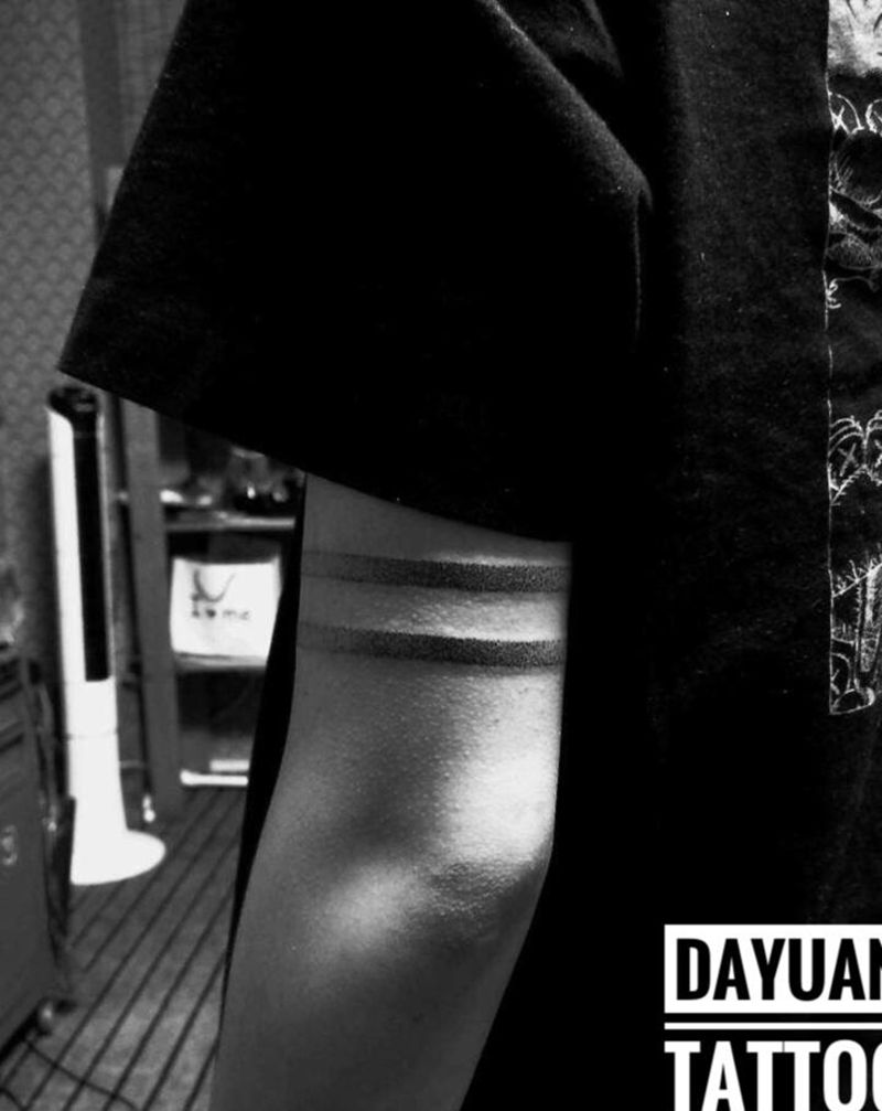 点刺臂环纹身图片_手臂腿部点刺几何纹身图案