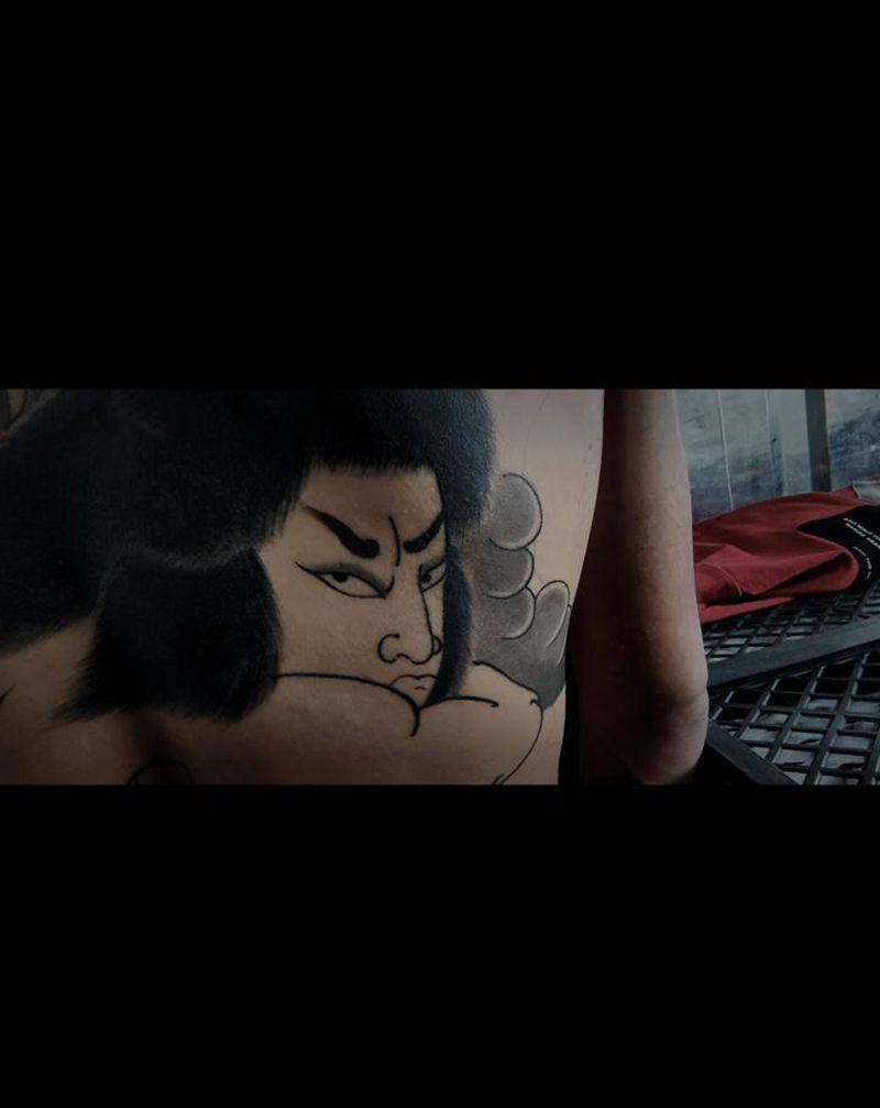 九纹龙纹身图片_臀部背部老传统老传统日式满背纹身图案