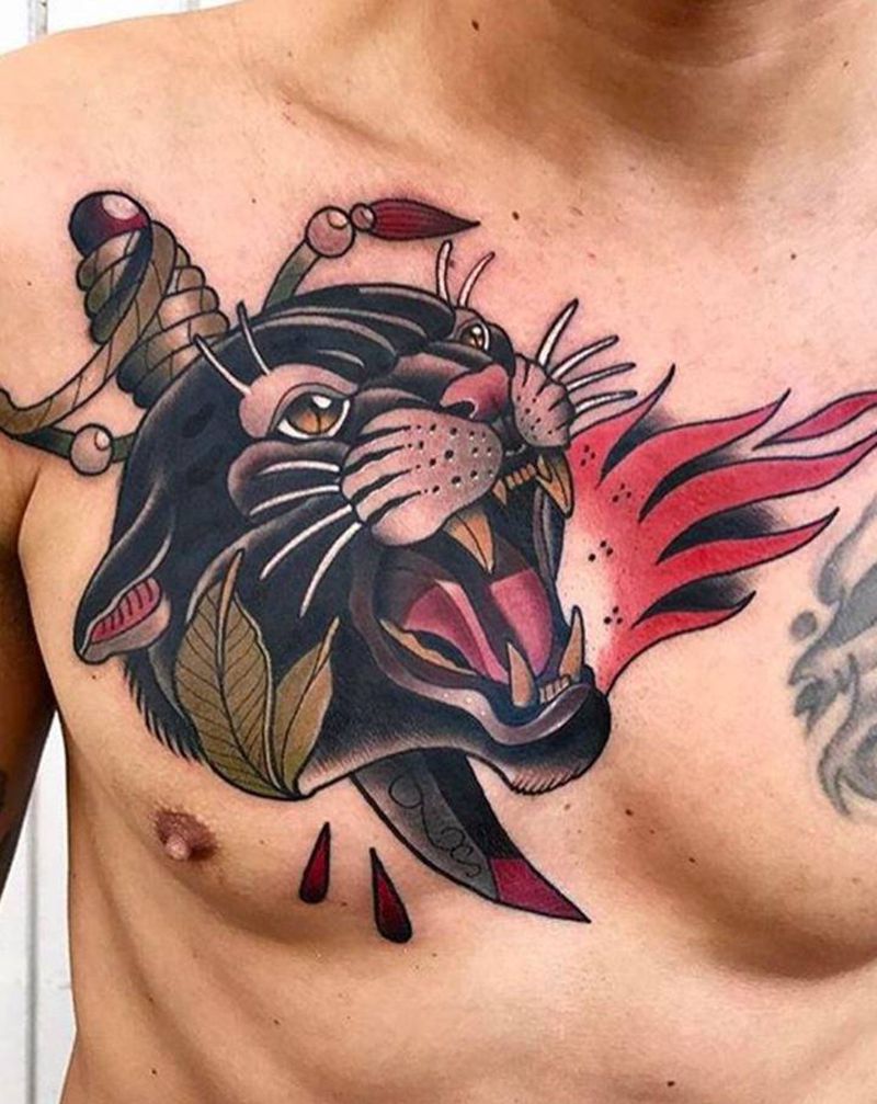 豹子头纹身图片_胸部Old School纹身图案