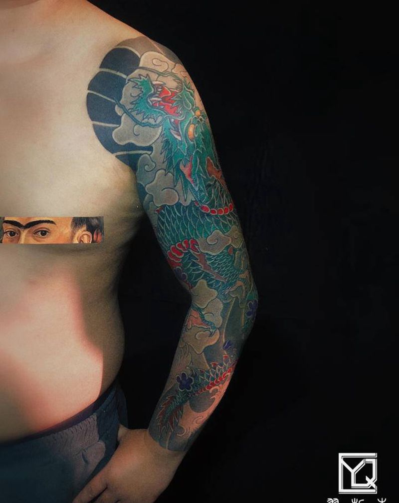 花臂纹身图片_手臂肩部老传统新传统老传统花臂龙日式纹身图案