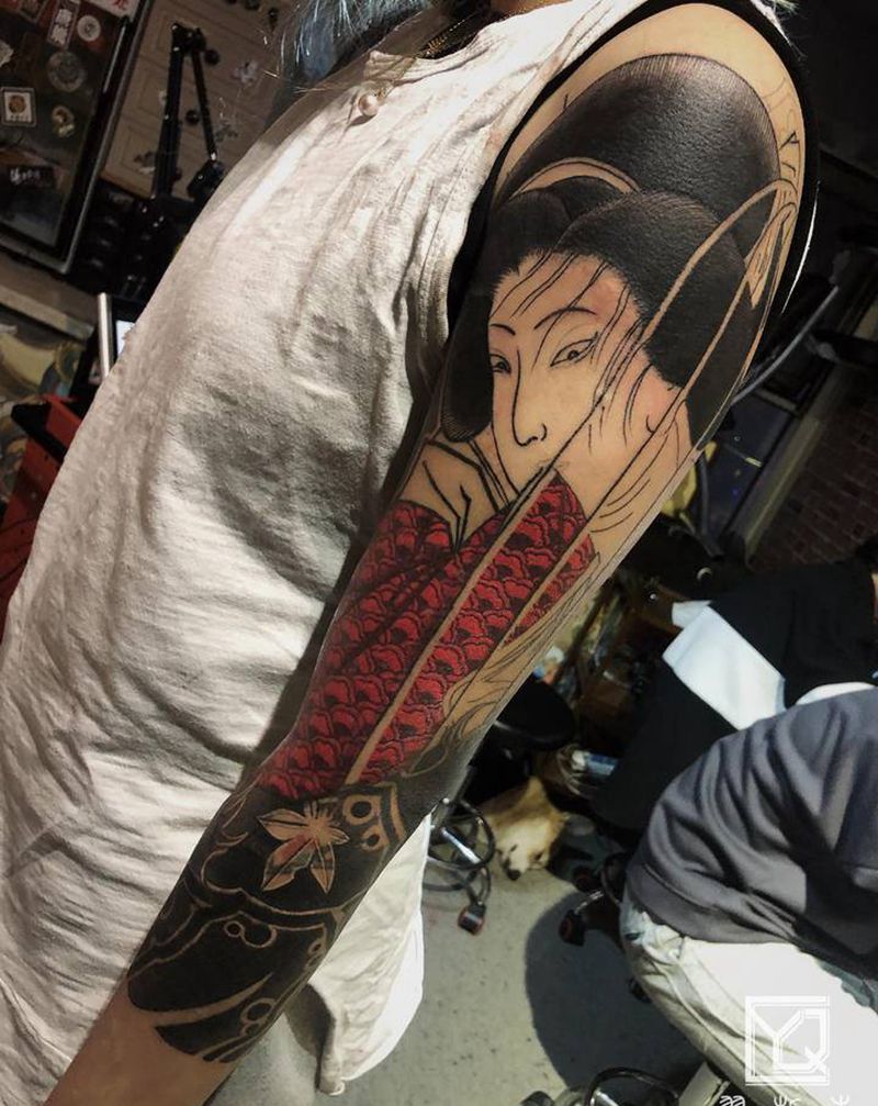 花臂纹身图片_手臂新传统老传统七分袖老传统花臂纹身图案