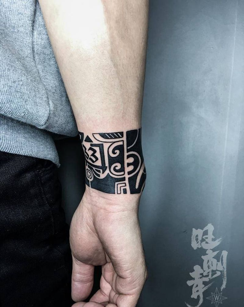 钢琴演奏家马克西姆同款图腾纹身图片_手臂图腾纹身图案