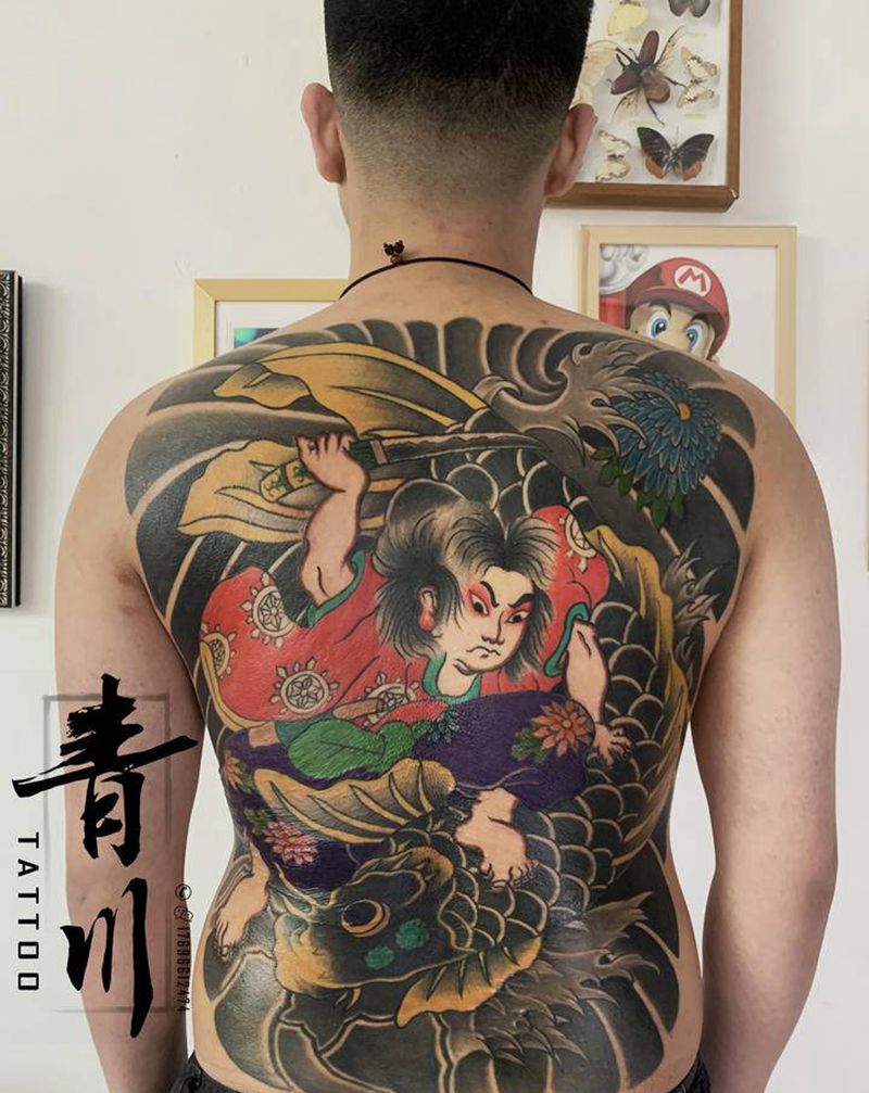 鬼弱丸治鲤纹身图片_背部老传统新传统纹身图案