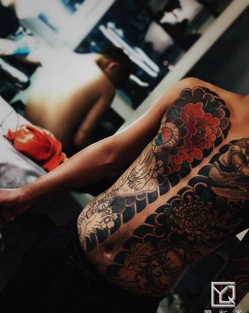 开衫纹身图片_胸部腹部老传统新传统开衫日式老传统纹身图案