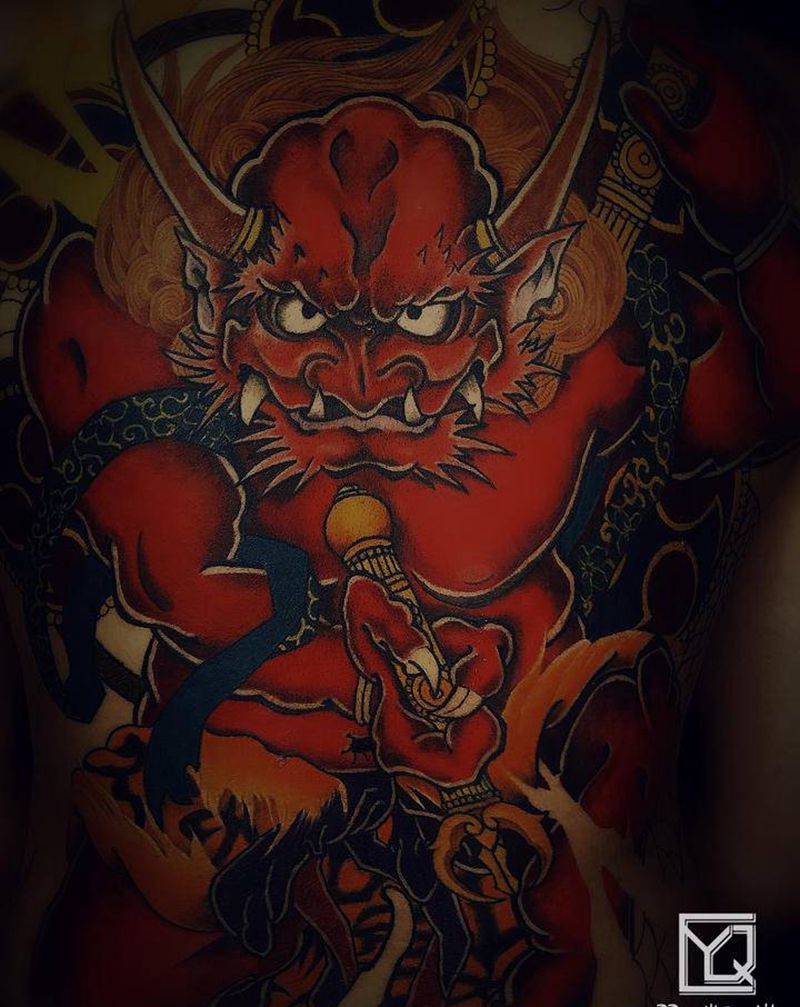 雷神纹身图片_颈部背部老传统新传统日式老传统沈阳满背雷神纹身图案