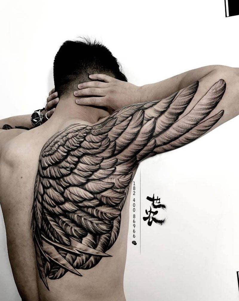 翅膀天使羽翼纹身图片_背部肩部欧美写实新传统翅膀羽翼羽毛纹身图案