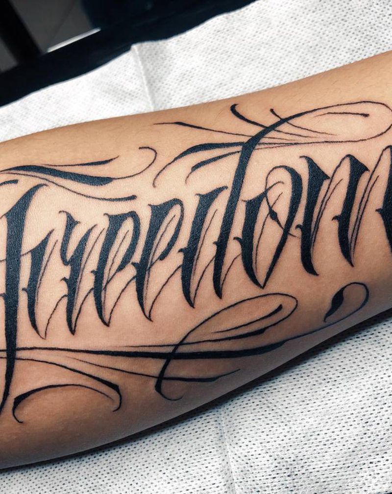 手臂花体字纹身图片_手臂腿部花体字花体字纹身图案