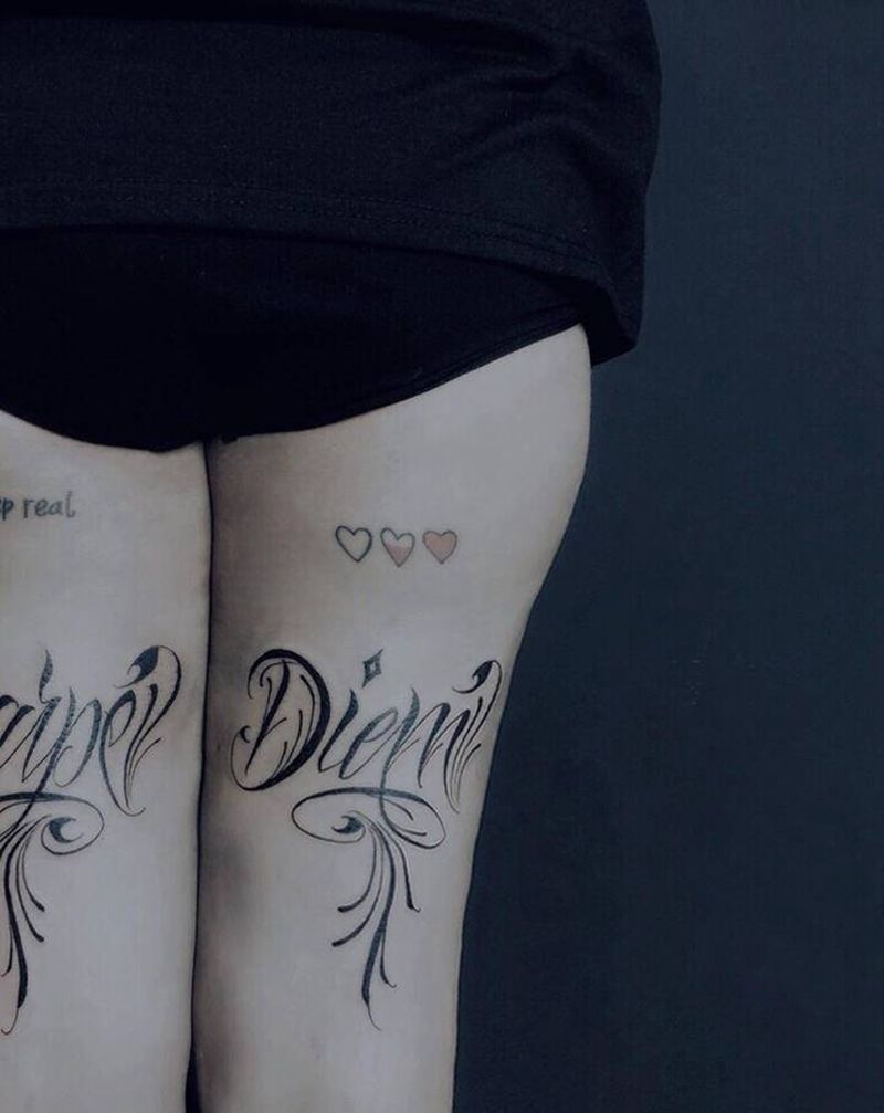 花体字纹身纹身图片_臀部腿部花体字纹身图案
