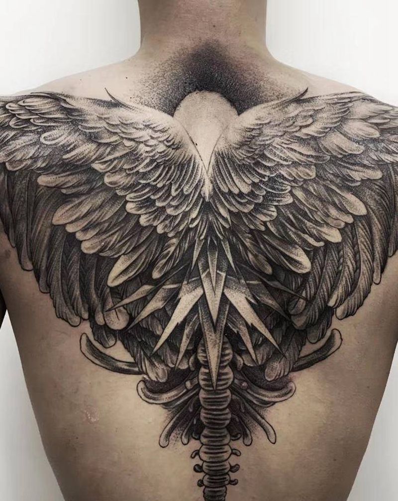 翅膀纹身图片_欧美写实点刺纹身图案